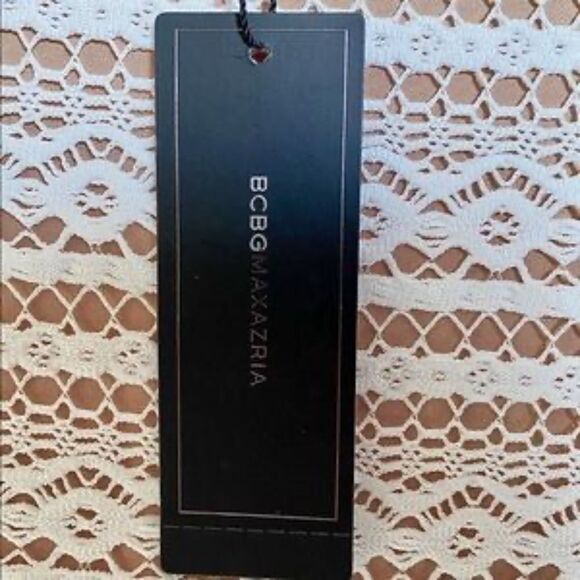 BCBGMaxAzaria “Jalina” White Lace Skater dress - Picture 4 of 6